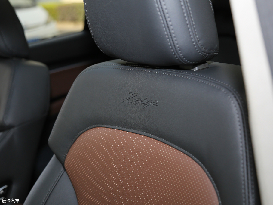 2017̩T600 Coupe 1.8T  DCTW