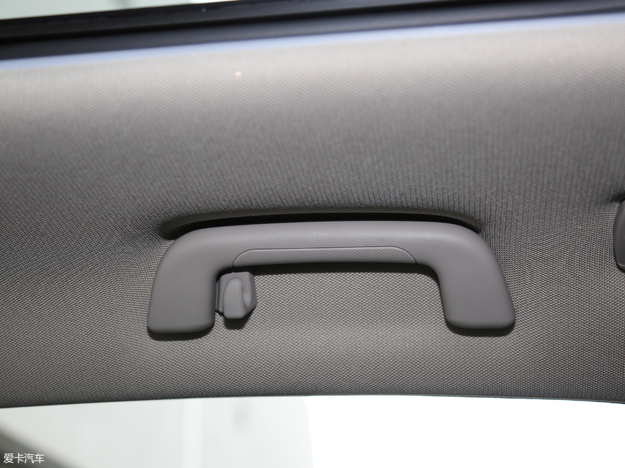 2017̩T600 Coupe 1.8T  DCT(lin)W(wng)