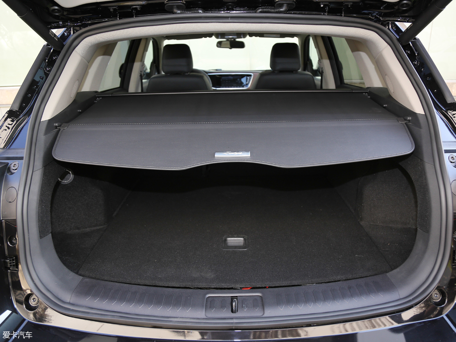 2017̩T600 Coupe 1.8T  DCT(lin)W(wng)