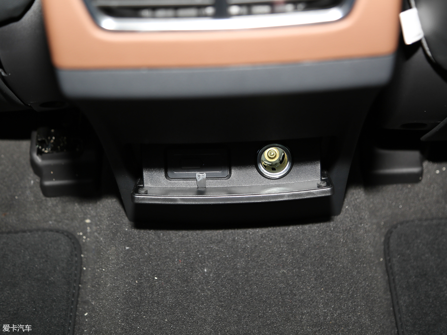 2017̩T600 Coupe 1.8T  DCTW