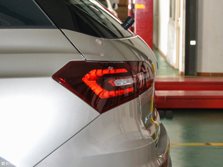 2017̩T600 Coupe 1.5T  Ԅ(dng)