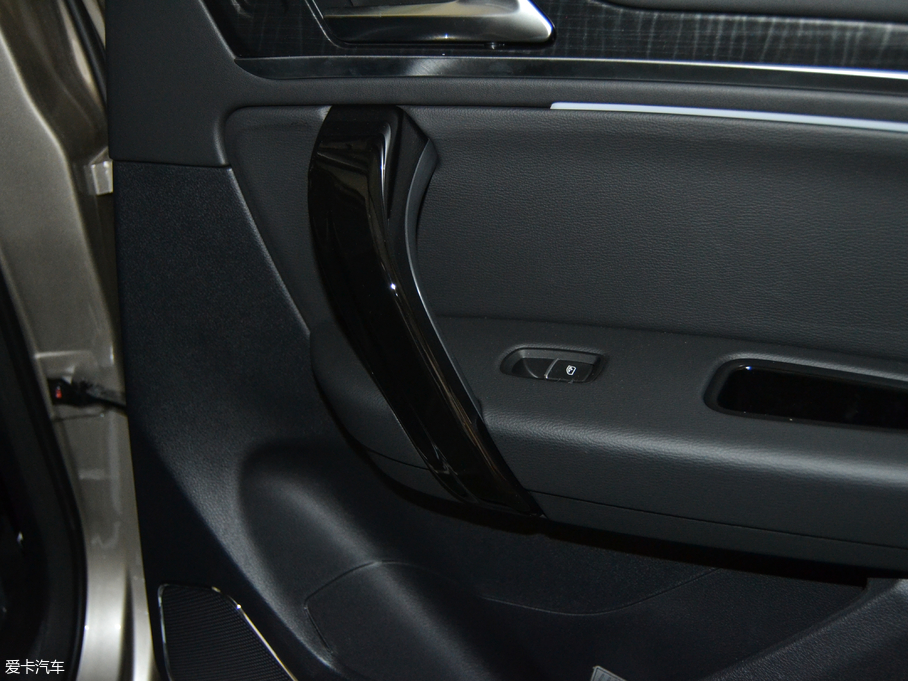 2017̩T600 Coupe 1.5T  Ԅ(dng)