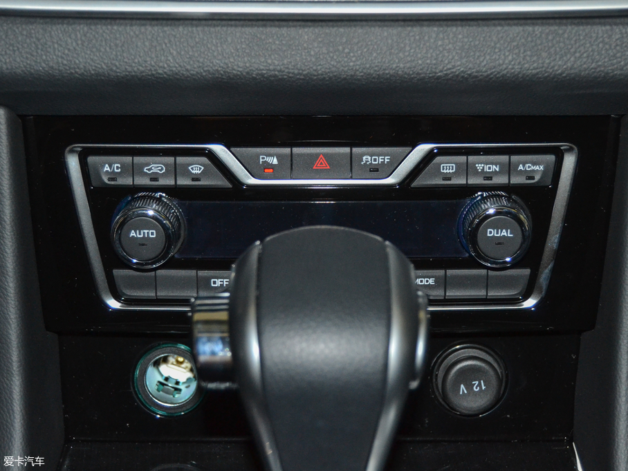 2017�̩T600 Coupe 1.5T  �Ԅ�������