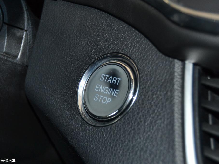 2017�̩T600 Coupe 1.5T  �Ԅ�������