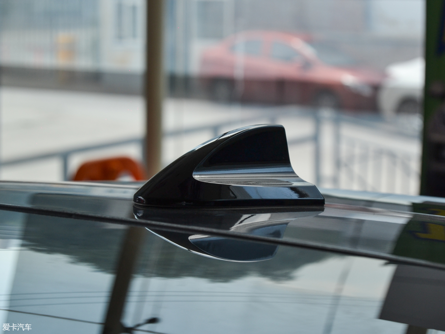 2017�̩T600 Coupe 1.5T  �Ԅ����F��