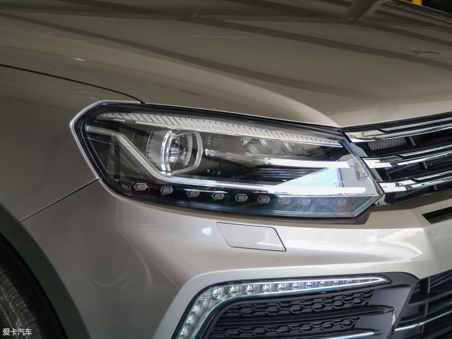 2017̩T600 Coupe 1.5T  ԄF