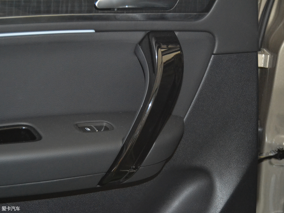 2017̩T600 Coupe 1.5T  ԄF