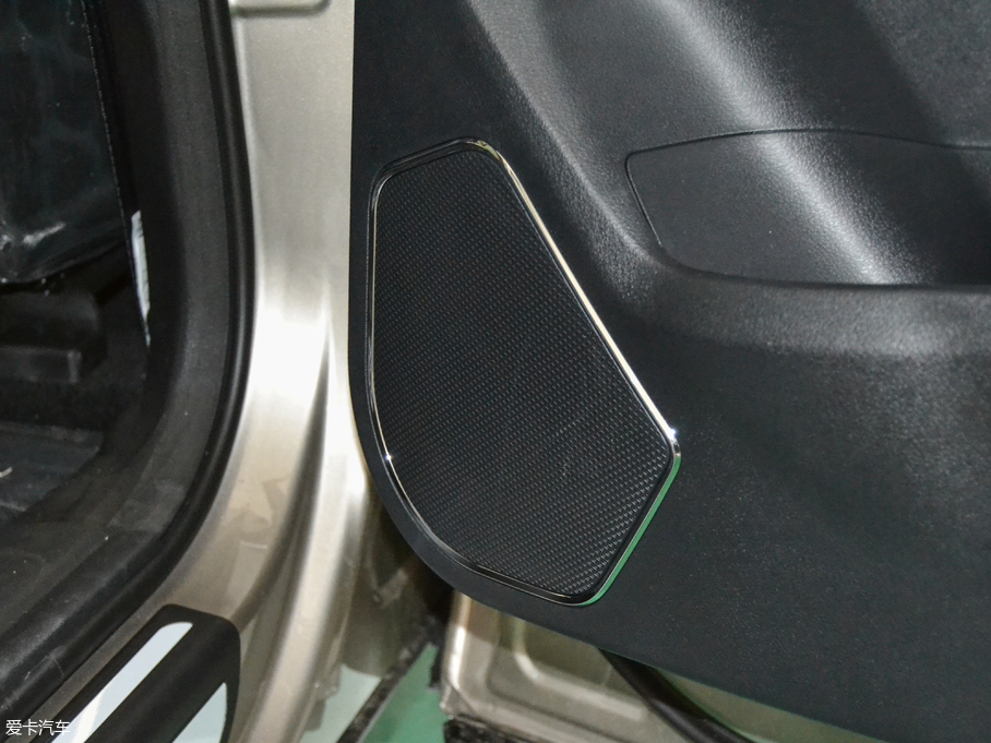 2017�̩T600 Coupe 1.5T  �Ԅ����F��