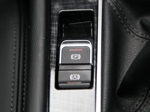 2017��1.5T  �ք�(d��ng)������ �v܇(ch��)�Ƅ�(d��ng)��