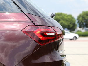 2017��1.5T  �ԄӺ��A�� �������^