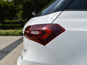 2017��1.8T  DCT��Ş�� ����(ji��)���^