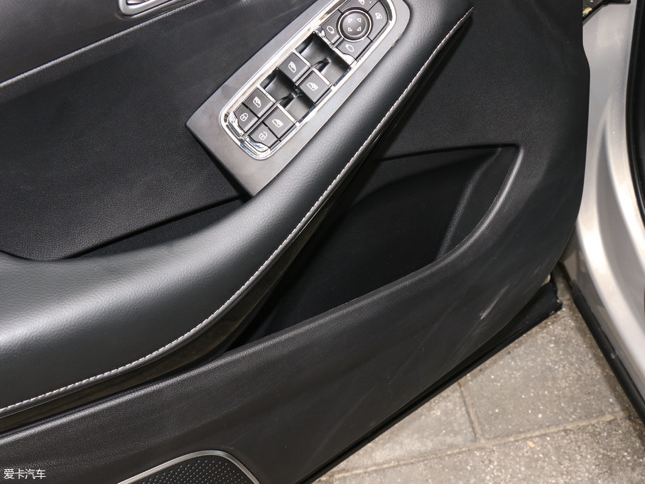 2017̩SR7 1.5T CVTħ֮(mng) (gu)V