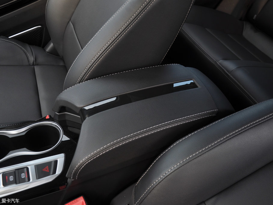 2017̩SR7 1.5T CVTħ֮İ V