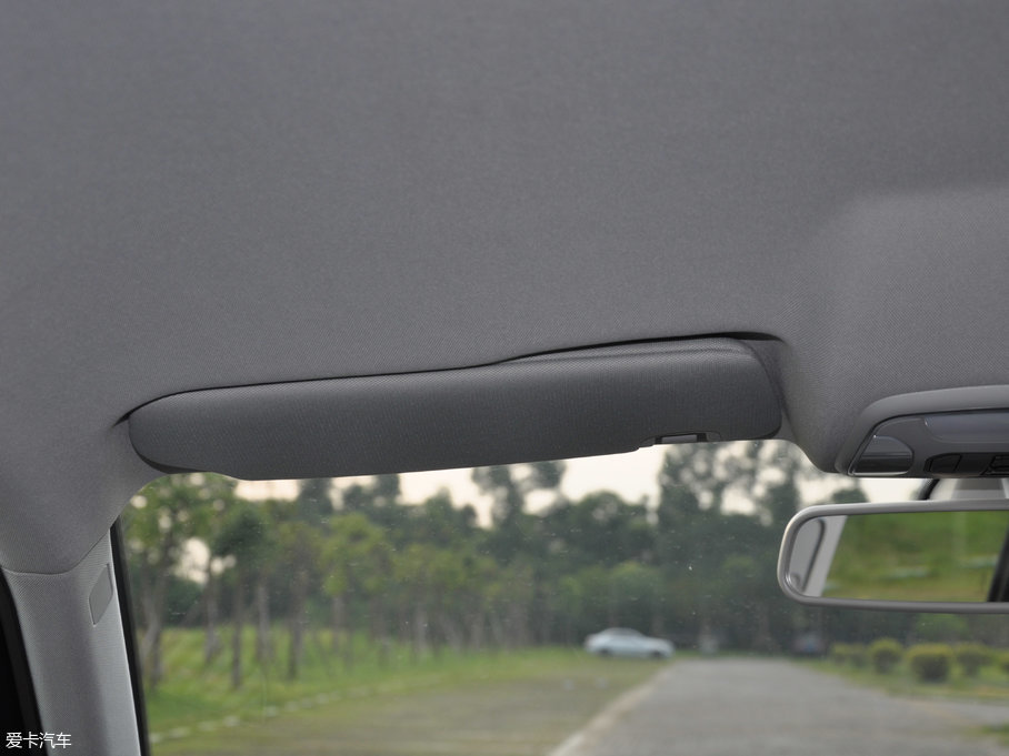 2017̩SR7 1.5T CVTħ֮İ V