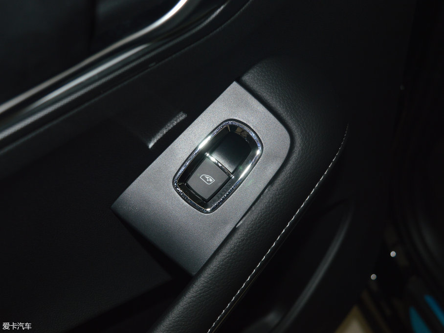 2017̩SR7 1.5T CVTħ֮İ (gu)V