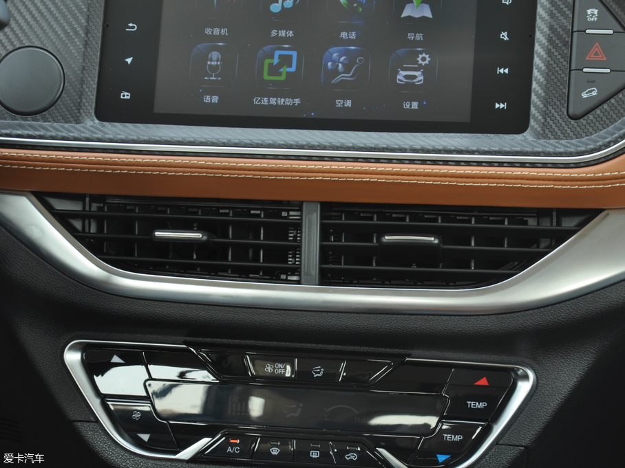 2017�̩T300 1.5L �ք�(d��ng)���A��