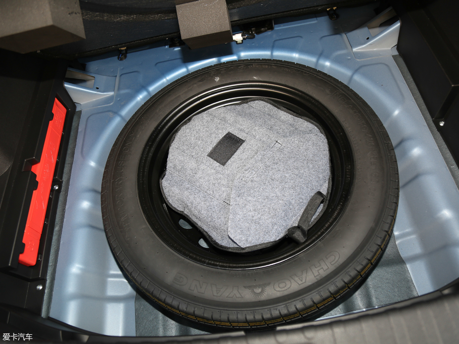 2017�̩T300 1.5T �ք�(d��ng)���F��