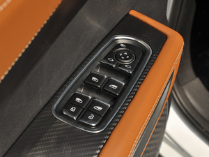 20171.5L քӺA {܇ƅ^	