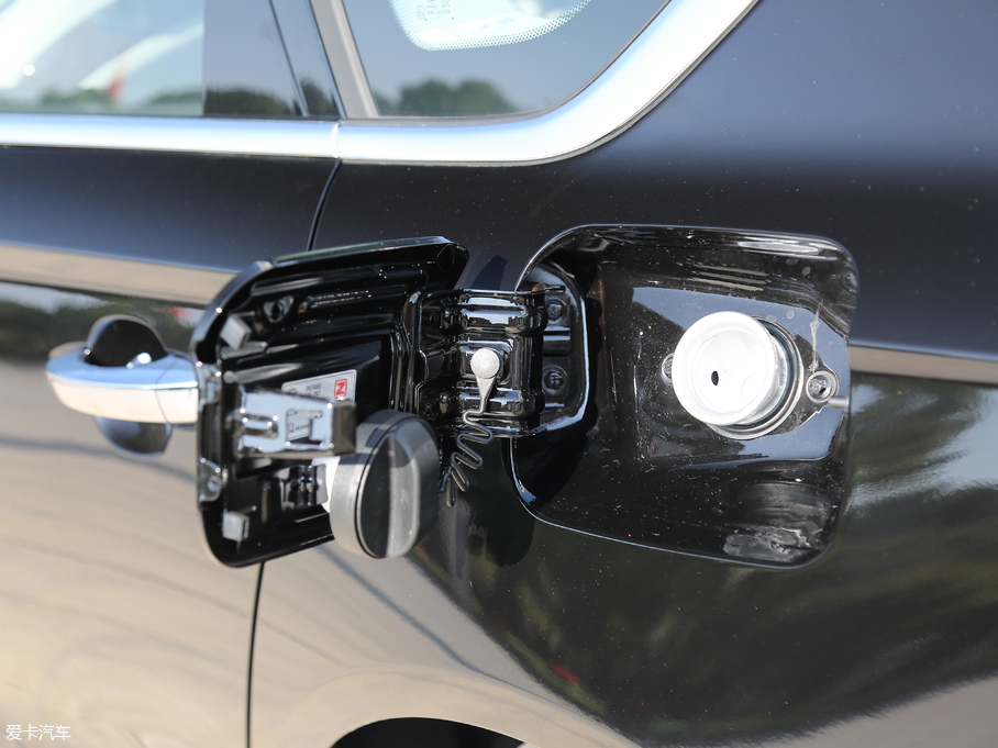 2017̩Z700 Z700H 1.8T ԄŞ