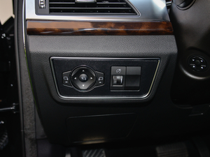 2017Z700H 1.8T ԄF g