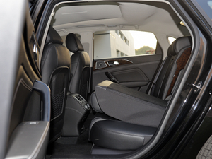 2017Z700H 1.8T ԄF g