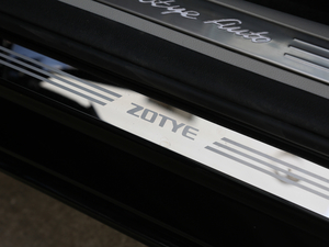 2017Z700H 1.8T ԄŞ g