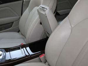 2017Z700H 1.8T ԄŞ g