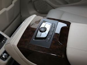 2017Z700H 1.8T ԄŞ g