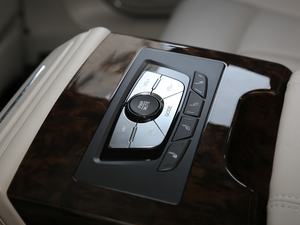 2017Z700H 1.8T ԄŞ g