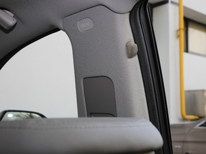 2017Z700H 1.8T ԄŞ g