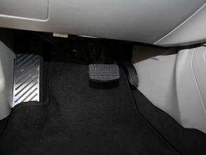 2017Z700H 1.8T Ԅ(dng)Ş п؅^(q)