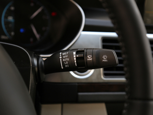 2017Z700H 1.8T ԄŞ п؅^