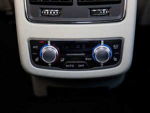 2017Z700H 1.8T ԄŞ п؅^