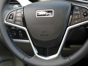 2017Z700H 1.8T ԄŞ п؅^(q)