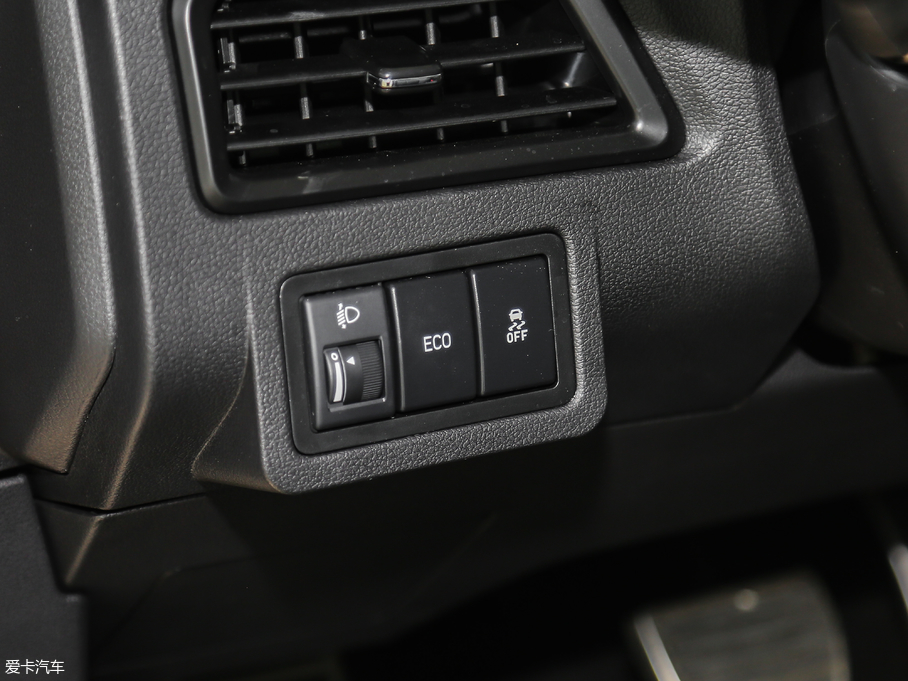 2018�̩E200 �w�~��