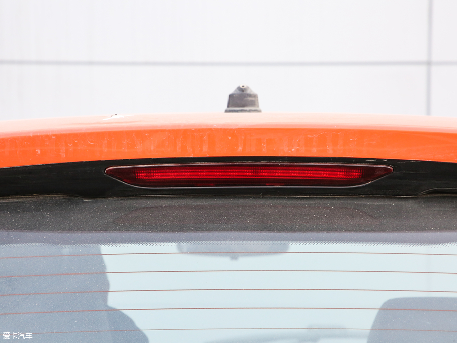 2018�̩E200 ���R��