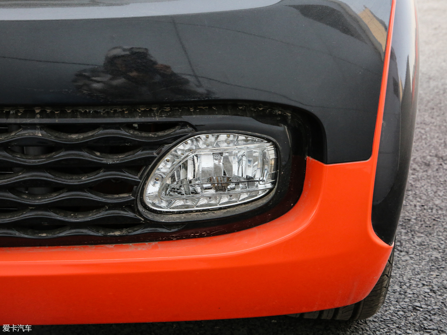 2018�̩E200 ���R��