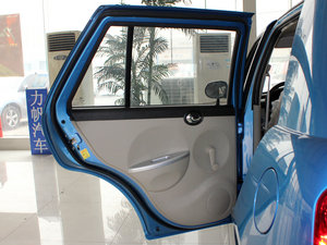 2010款1.3L 手动标准版 空间座椅