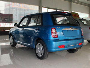 2010款1.3L 手动标准版 整体外观