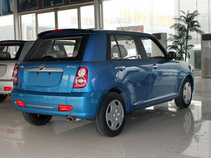 2010款1.3L 手动标准版 整体外观