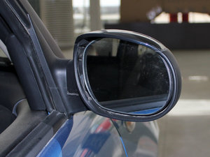 2010款1.3L 手动标准版 细节外观