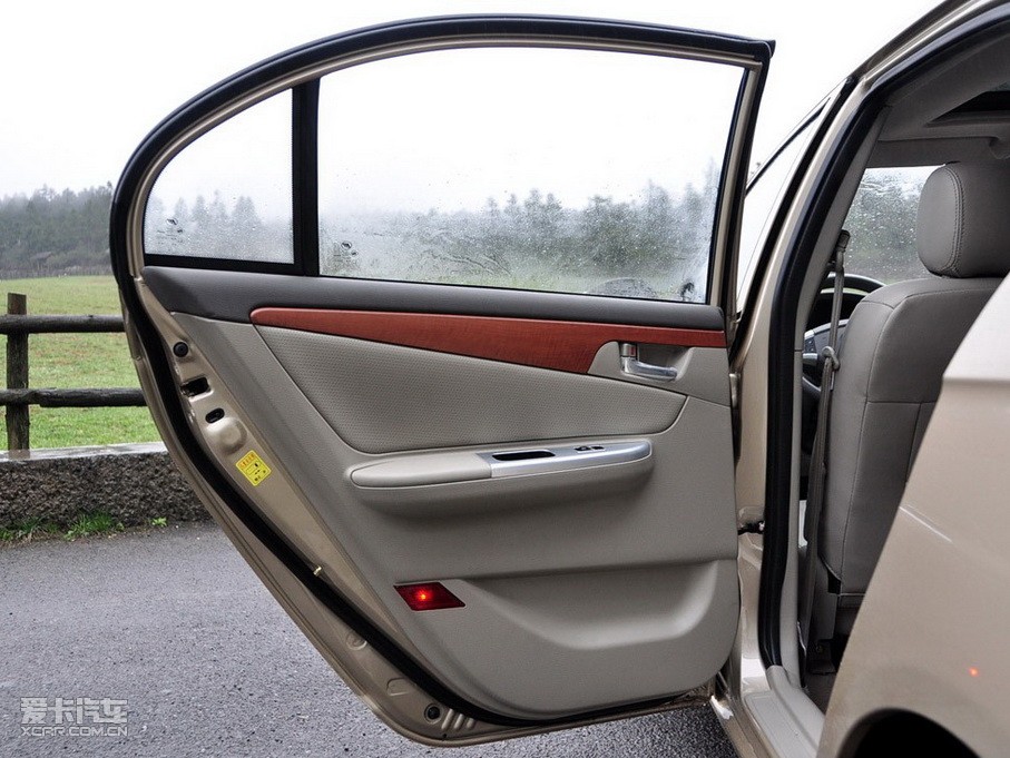 2010������620 1.6L CVT���@��