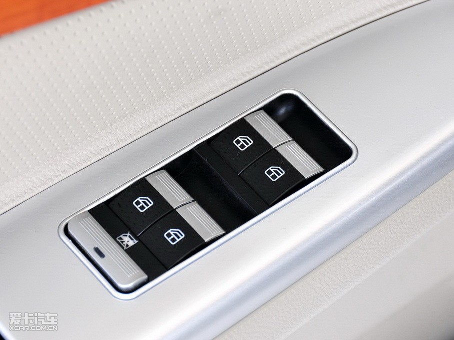 2010������620 1.6L CVT���@��