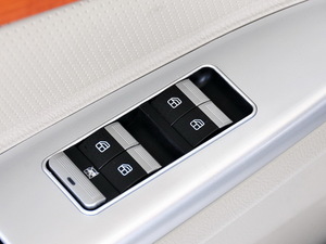 2010��1.6L CVT���@�� �п؅^(q��)