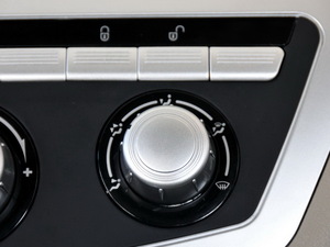 2010��1.6L CVT���@�� �п؅^