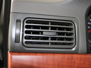 2010��1.5L �քӾ�Ӣ�� �п؅^(q��)