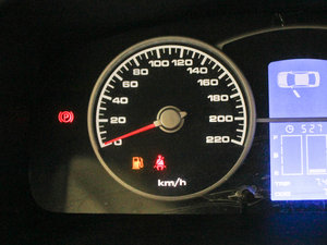 2010款1.5L 手动精英型 中控区