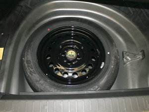 2010款1.5L 手动精英型 备胎
