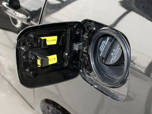 2010款1.5L 手动精英型 油箱盖