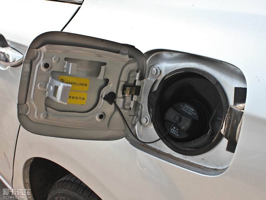 2013������720 1.8L �քӺ��A��